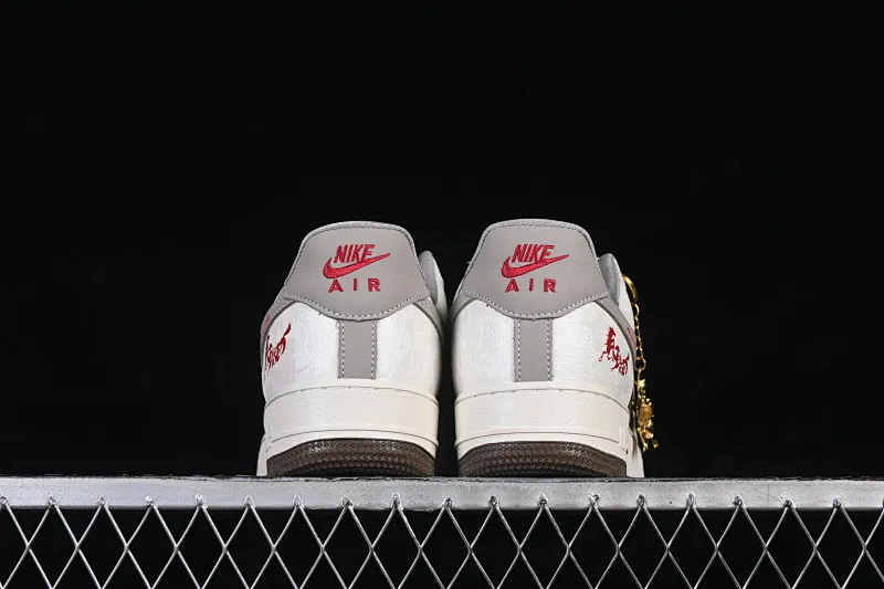 All categories Nk Air Force 1 Air Force series Nk Air Force 1 Low Air Force low-top Nike Air Force 1'07 Low Year of the Horse limited edition White and green Chinese style Air Force 1 low-top casual sneakers DW8806-008